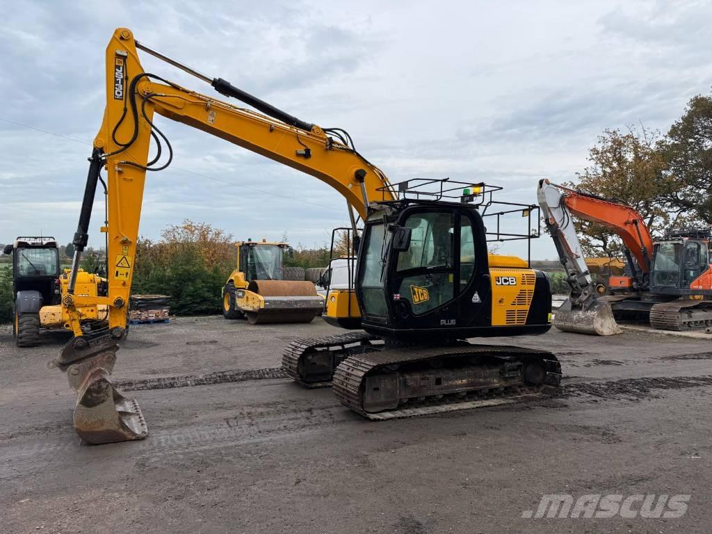 JCB JS 130 LC Bageri guseničari