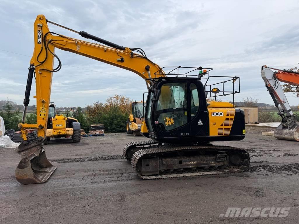 JCB JS 130 LC Bageri guseničari