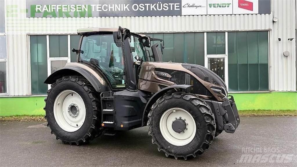 Valtra q 285 Traktori
