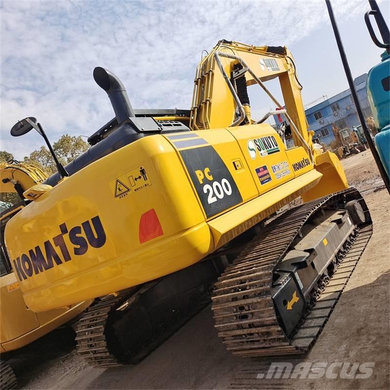 Komatsu PC 200 Bageri guseničari