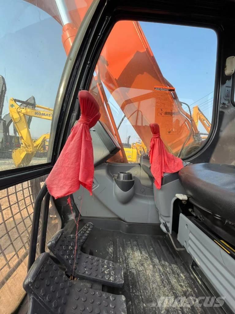 Hitachi ZX 160 Bageri guseničari