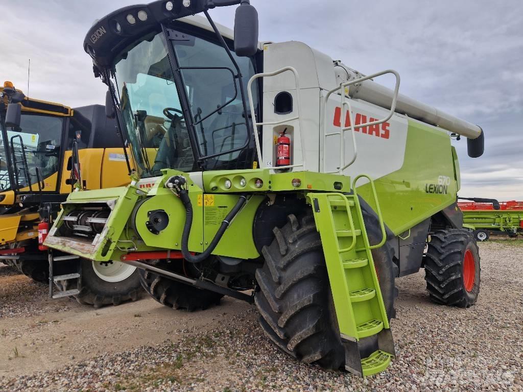 CLAAS Lexion 670 Kombajni