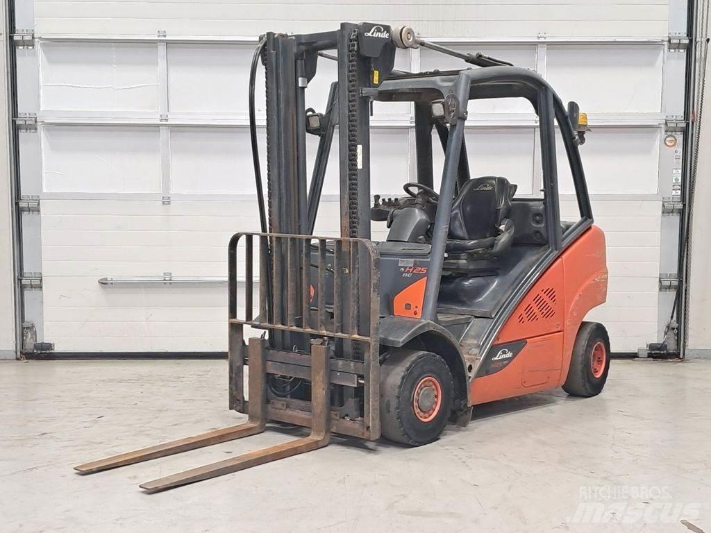 Linde H25D-02 Dizelski viljuškari