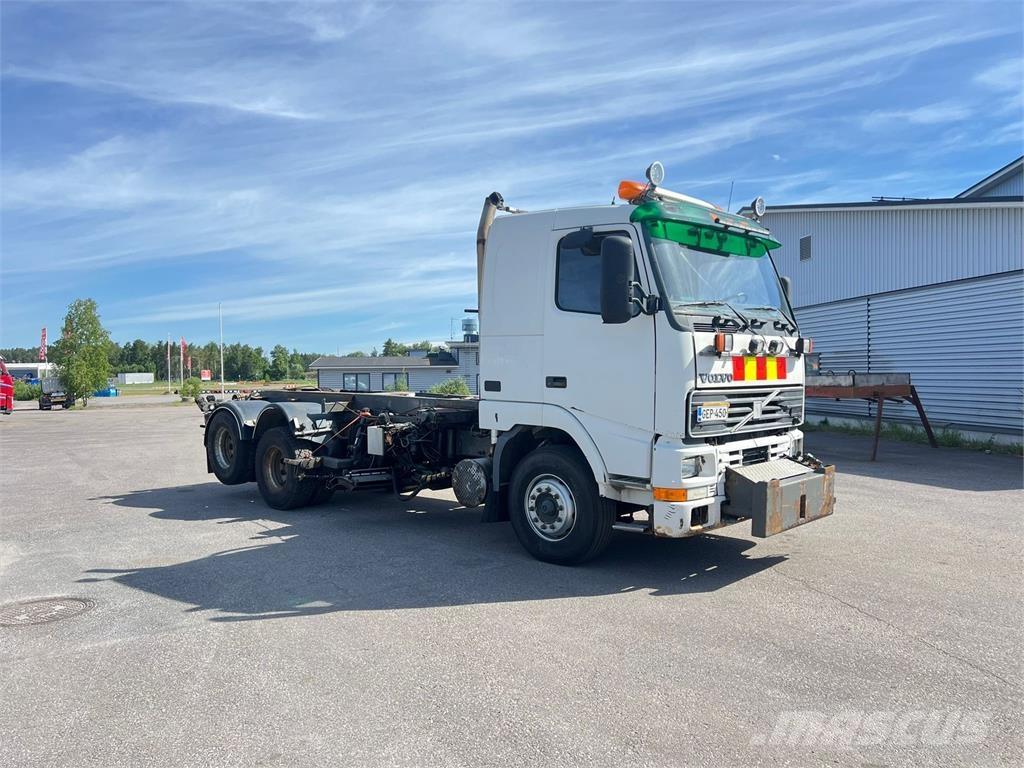 Volvo FH12 6X2 Kamioni za podizanje kablova