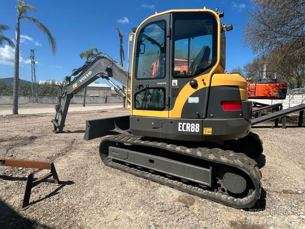Volvo ECR 88 D Bageri guseničari