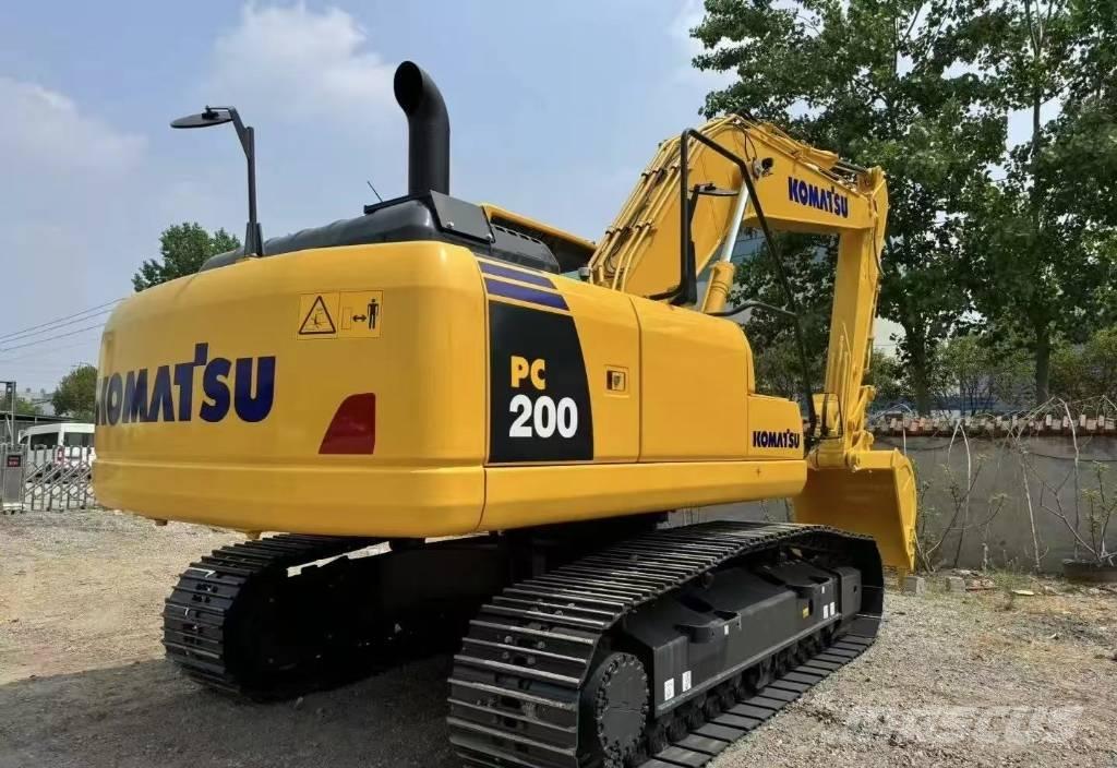 Komatsu PC 200-8 Bageri guseničari