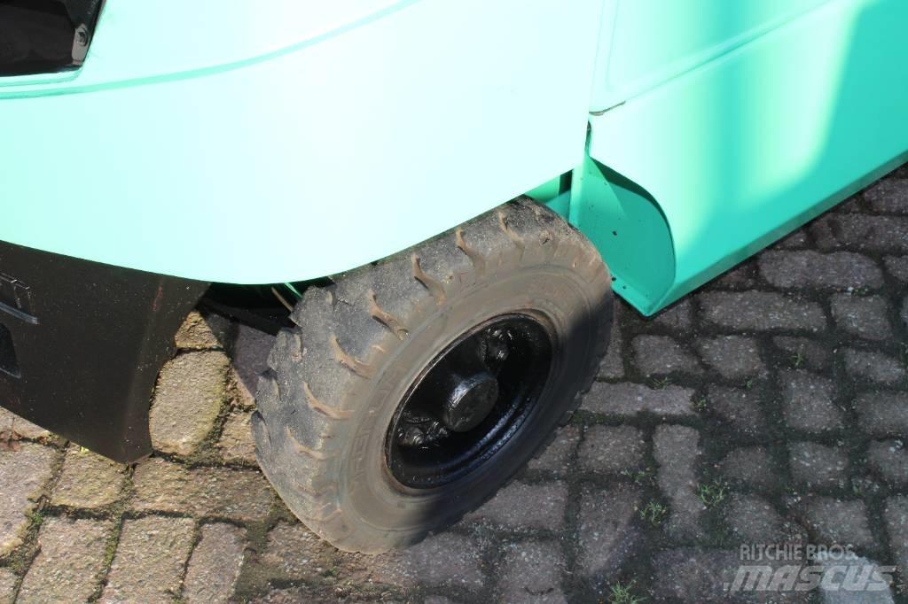 Mitsubishi FD25N Dizelski viljuškari