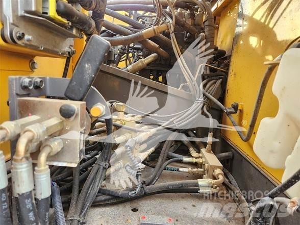 Volvo EC220DL Bageri guseničari