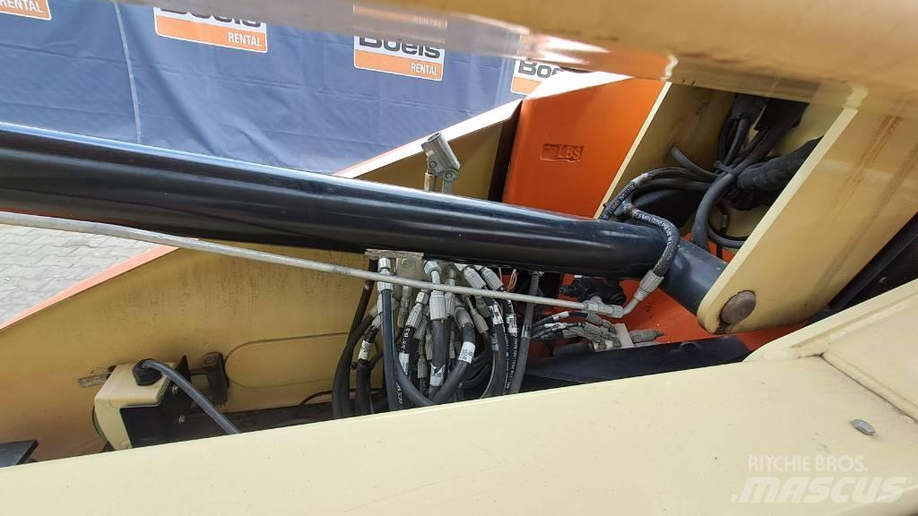 JLG E400AJPN Zglobne podizne platforme