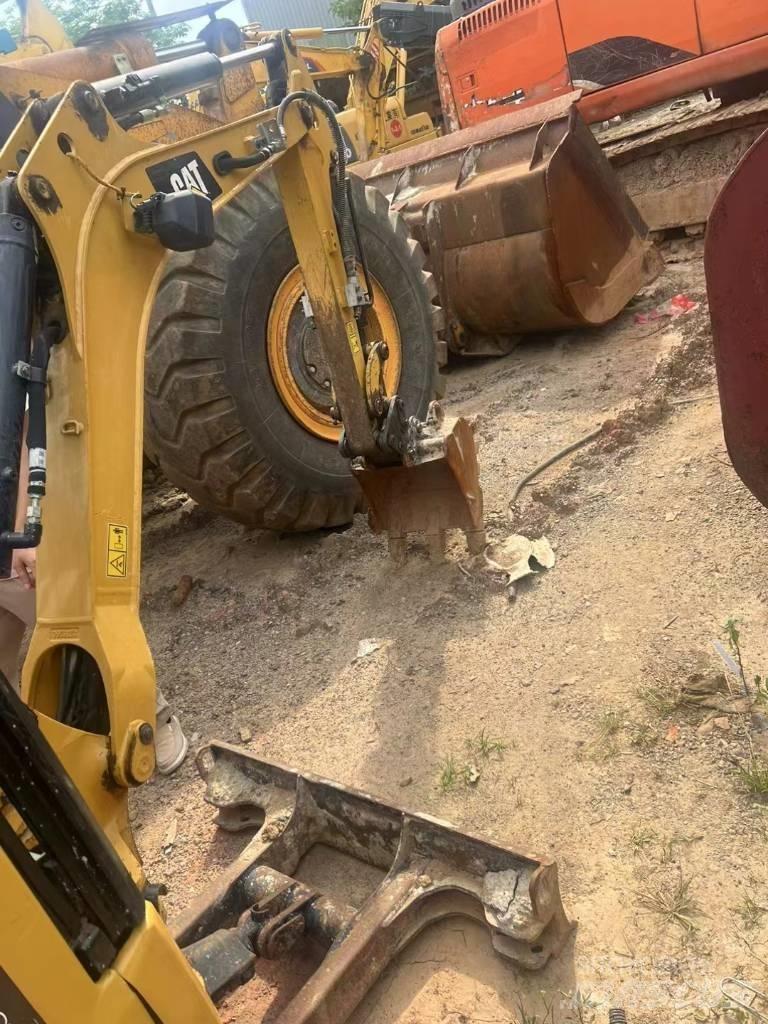CAT 301.7 Mini bageri < 7t