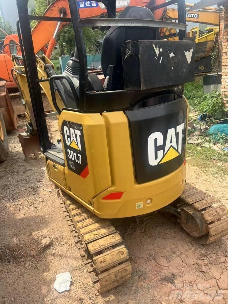CAT 301.7 Mini bageri < 7t