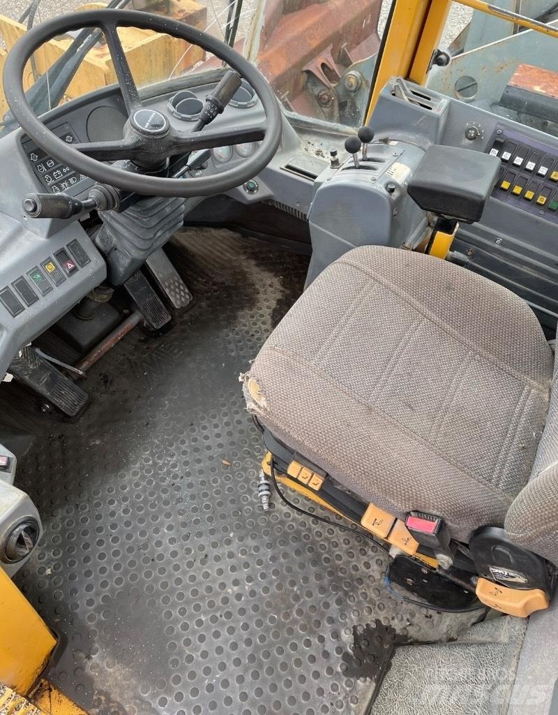 Volvo L120C Utovarivači na točkove
