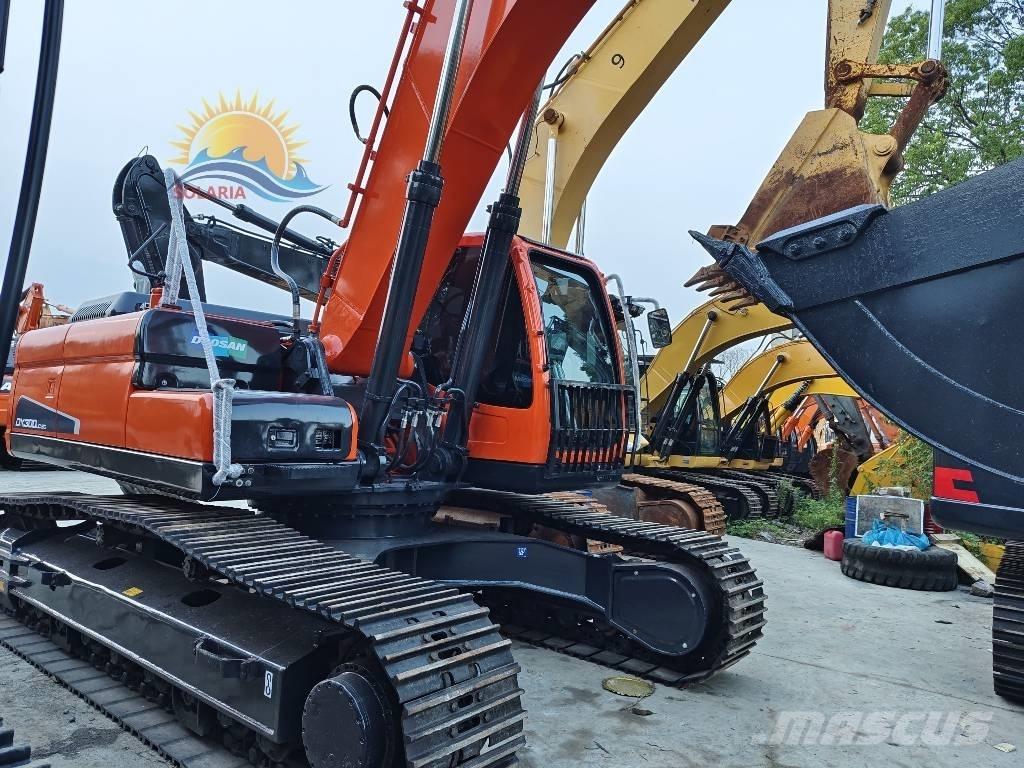 Doosan DX 300 LC Bageri guseničari