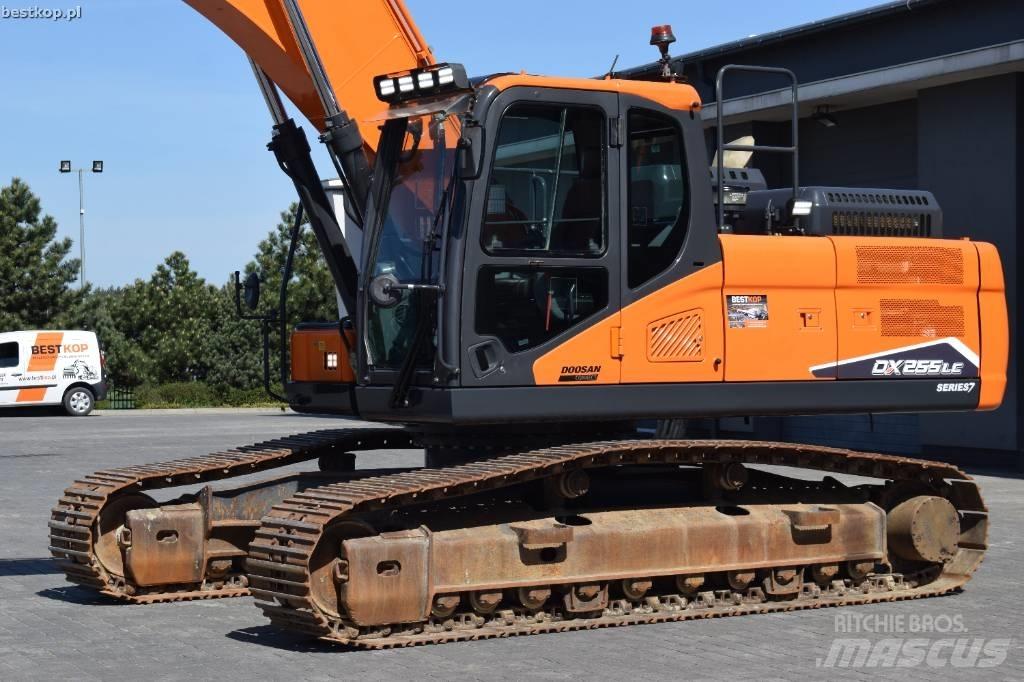Doosan DX 255 LC-7 Bageri guseničari
