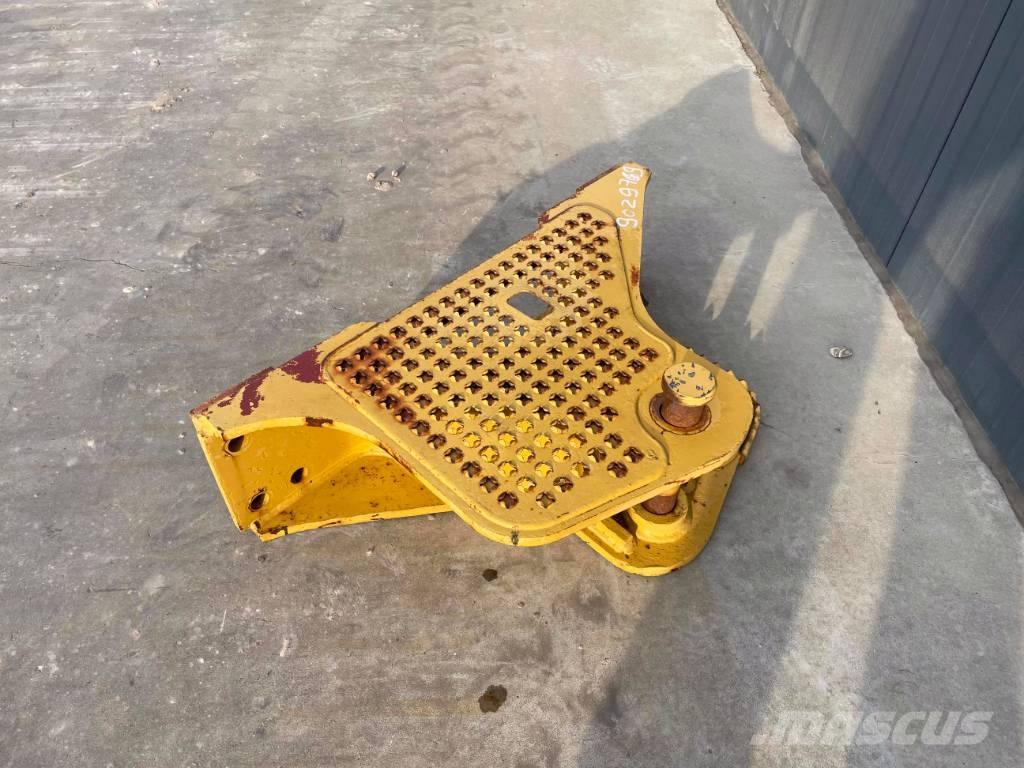 CAT D6K Zugtraverse Ostale komponente za građevinarstvo