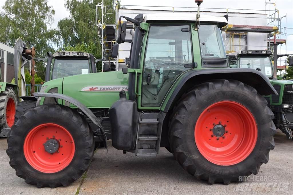 Fendt 714 Vario Traktori
