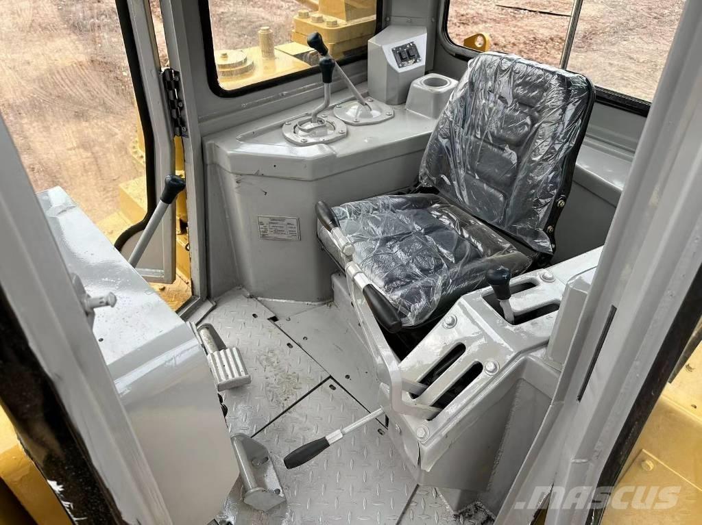 CAT D8R Buldožeri guseničari
