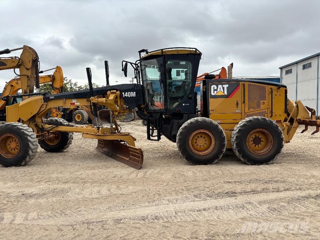 CAT 140M Grejderi