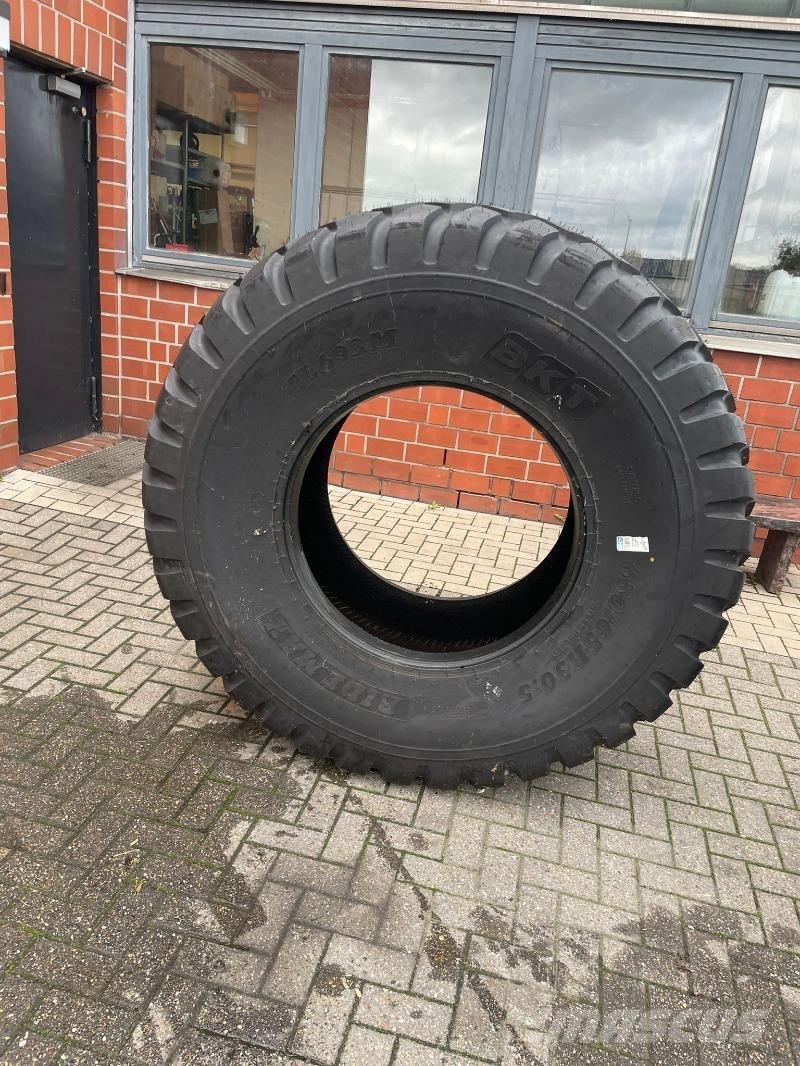 BKT 650/65R30,5 Gume, točkovi i felne