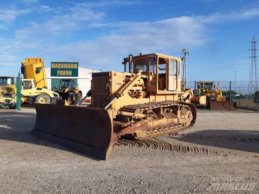 Komatsu D 85 E-12 Buldožeri guseničari
