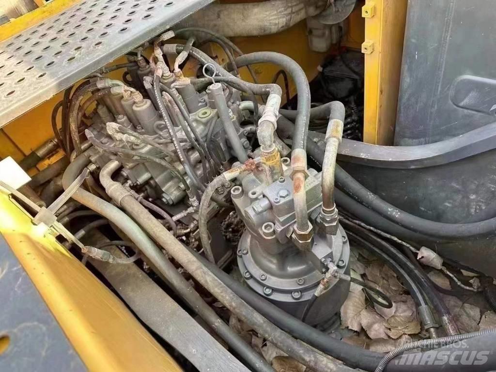 Volvo EC 220 Bageri guseničari