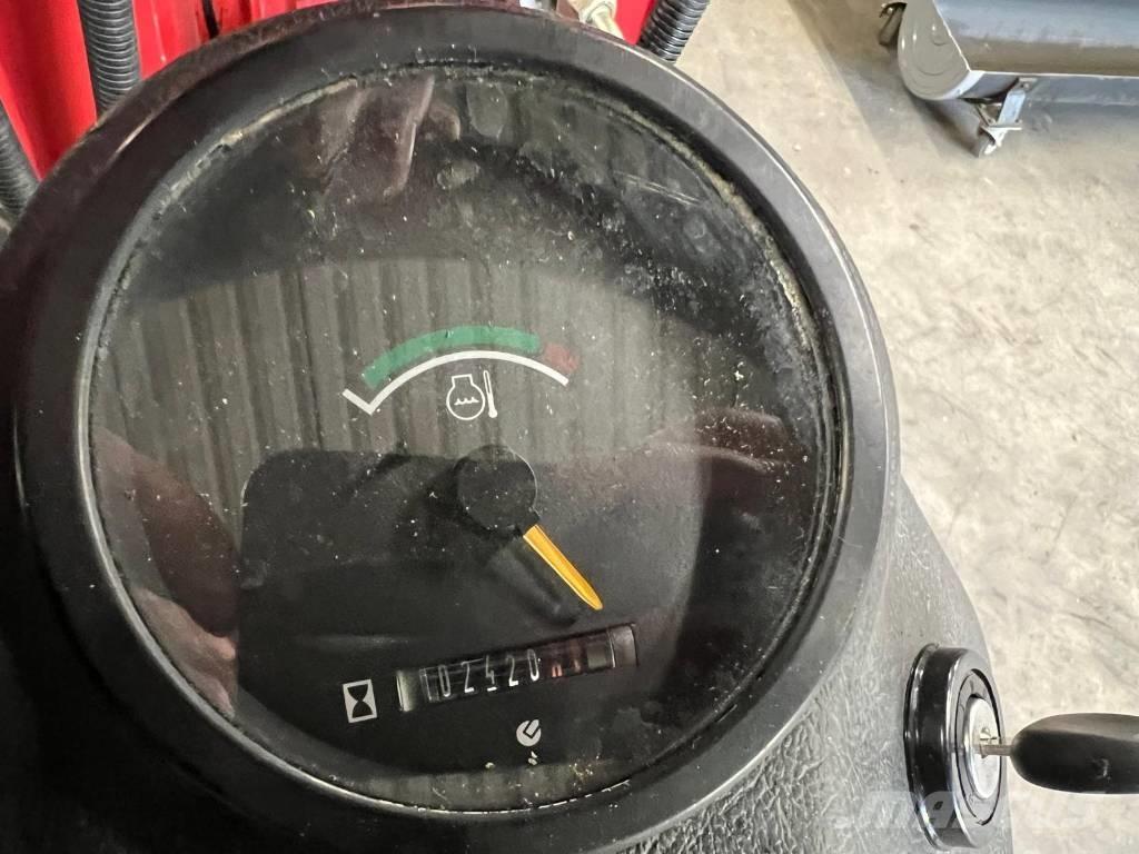 Fuchs F 853 H Višenamenski utovarivači