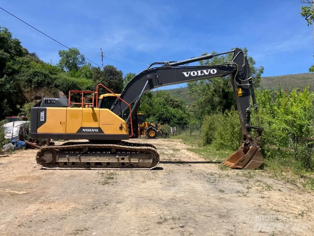 Volvo EC 220 E Bageri guseničari