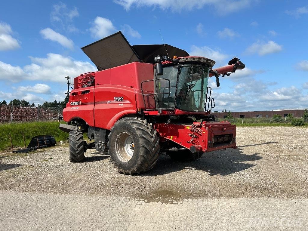 Case IH 7250 Kombajni