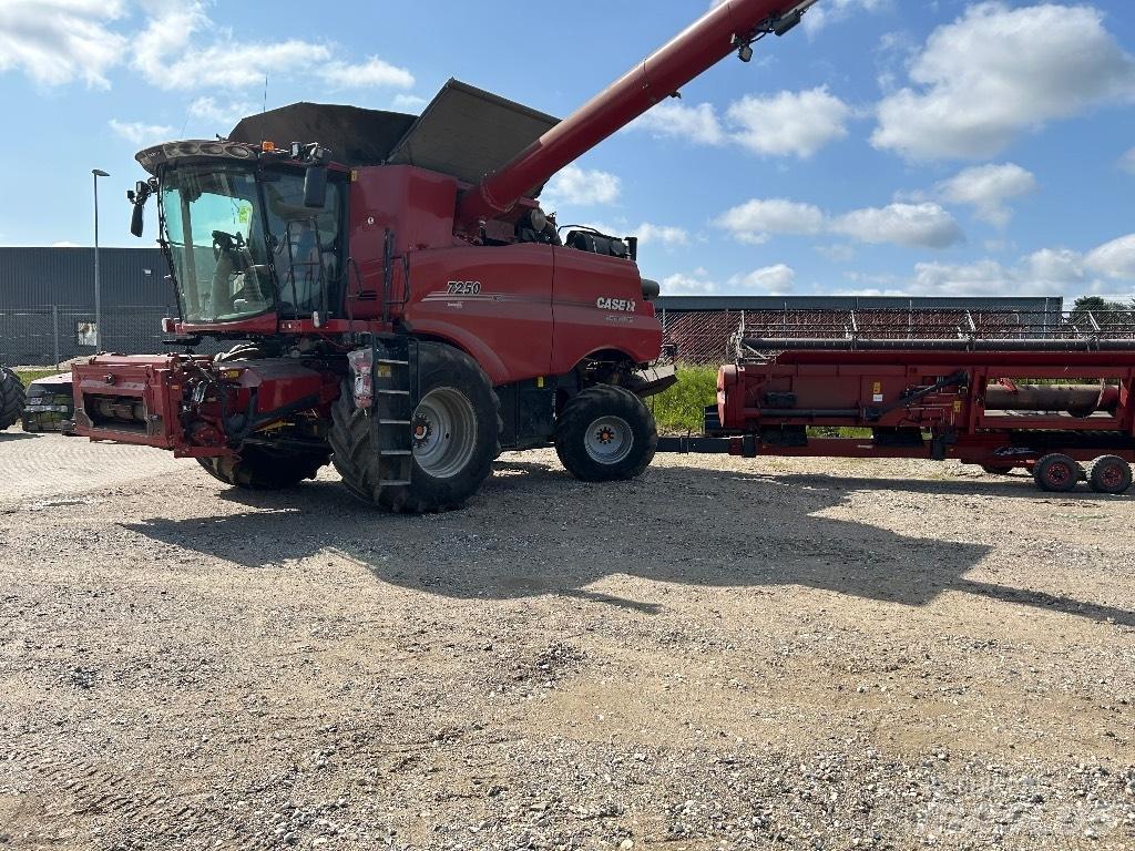 Case IH 7250 Kombajni