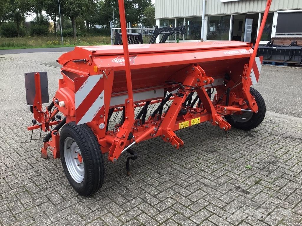 Kuhn Premia 300 Sejačice