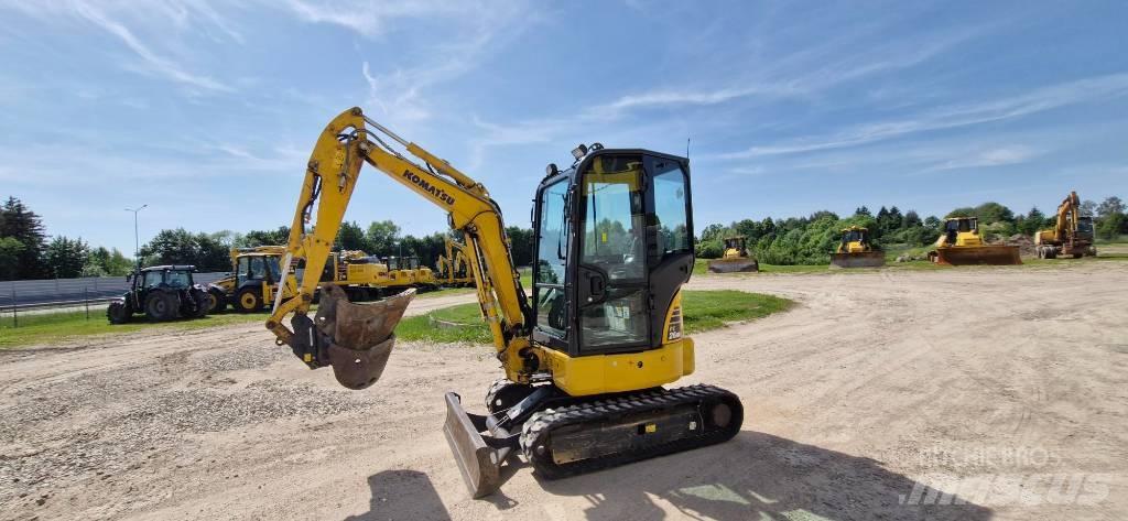 Komatsu PC 26 MR Mini bageri < 7t