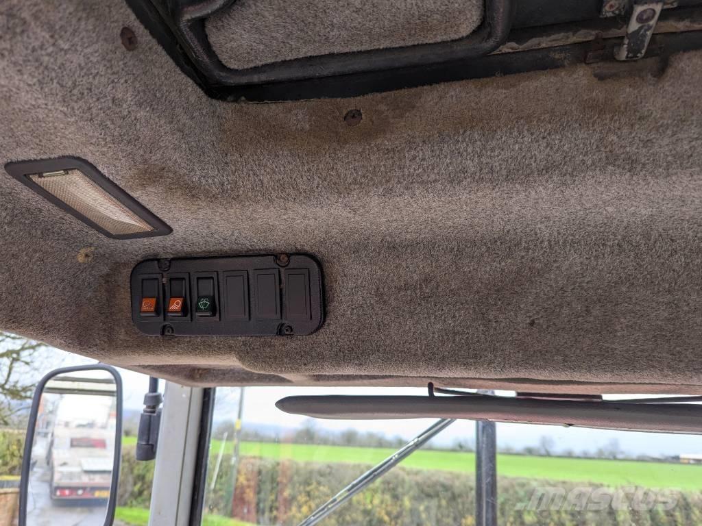 Massey Ferguson 399 Traktori