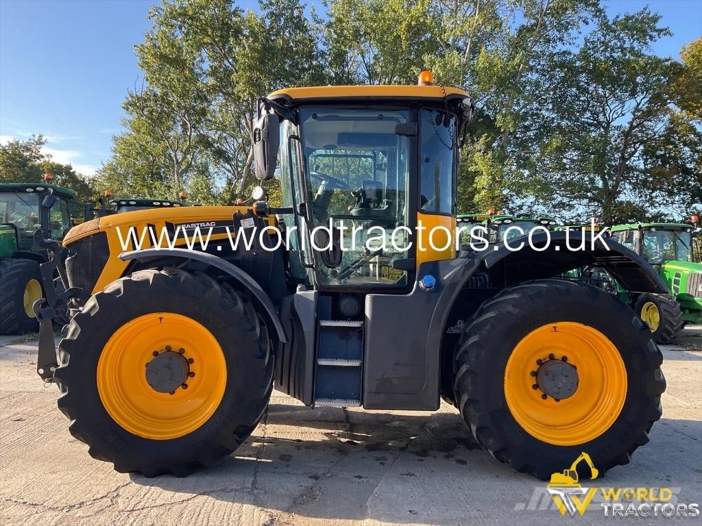JCB Fastrac 4220 Traktori