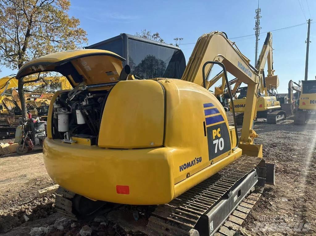 Komatsu PC 70 Midi bageri 7t – 12t