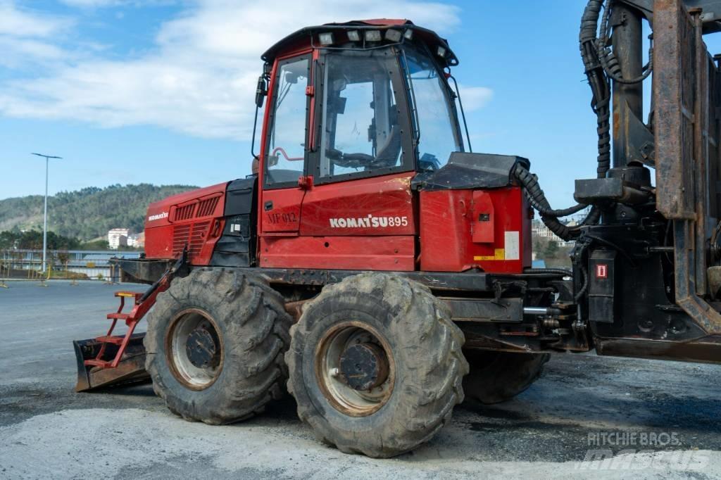 Komatsu 895.1 - 8WD Forvarderi