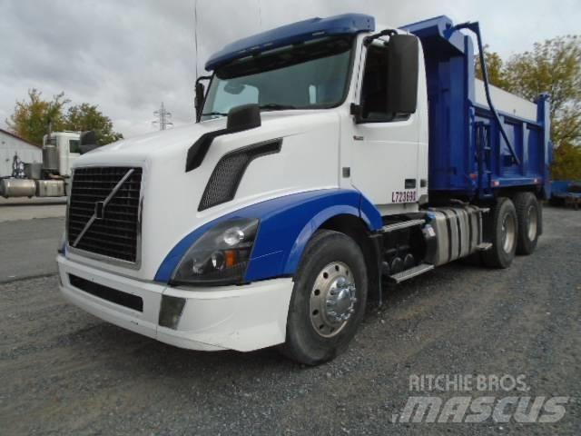 Volvo VNL Kiperi kamioni