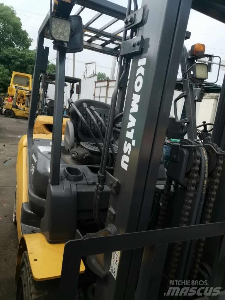 Komatsu 30 Teleskopski viljuškari