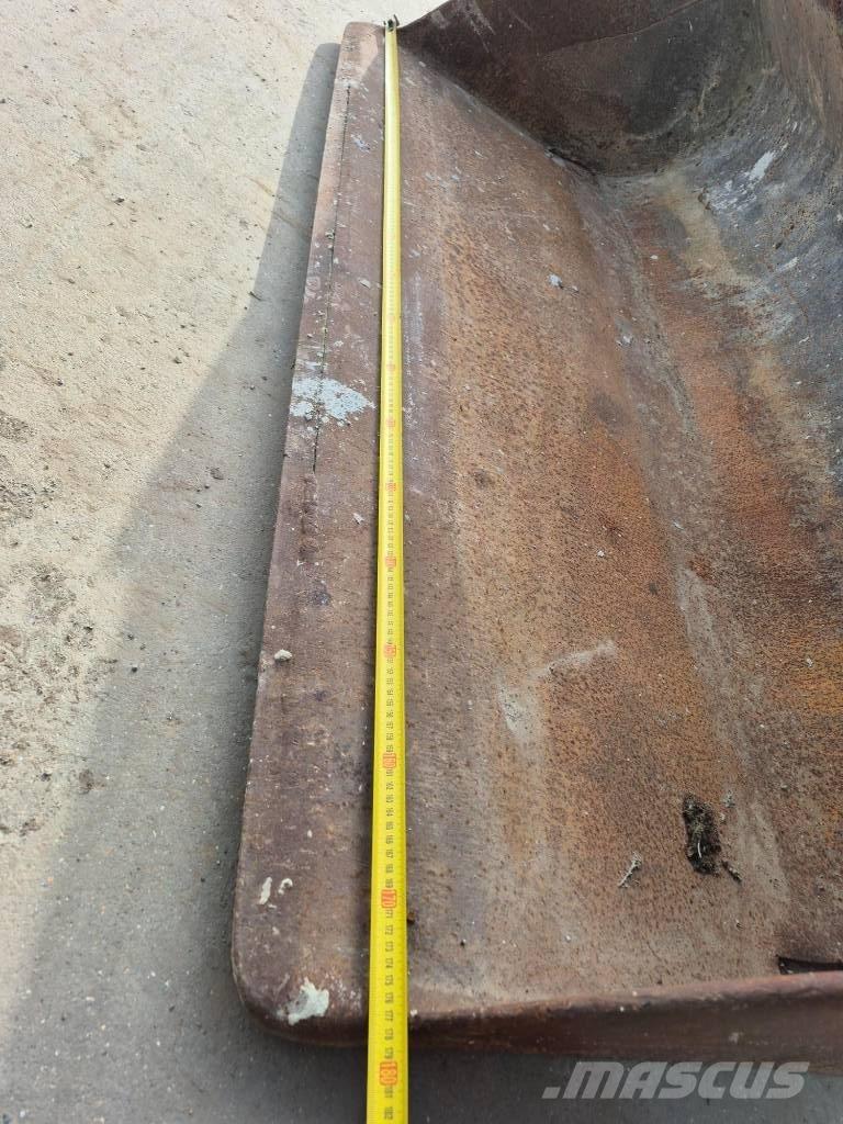 Pladdet kofferbak Kašike / Korpe