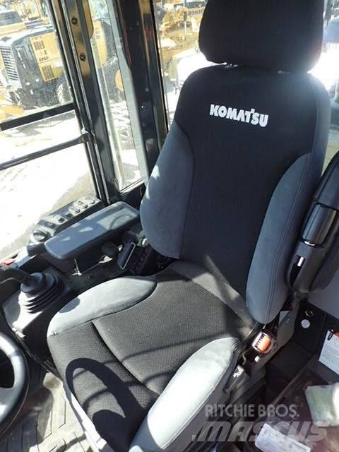 Komatsu WA320-8 Utovarivači na točkove
