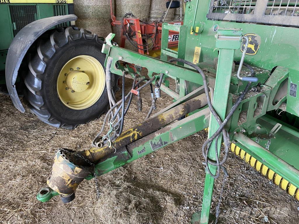 John Deere 623 Prese/balirke za rolo bale