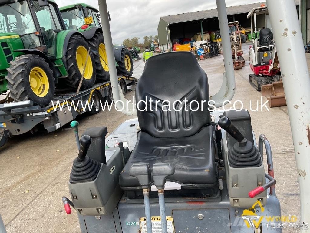 Takeuchi TB 219 Mini bageri < 7t
