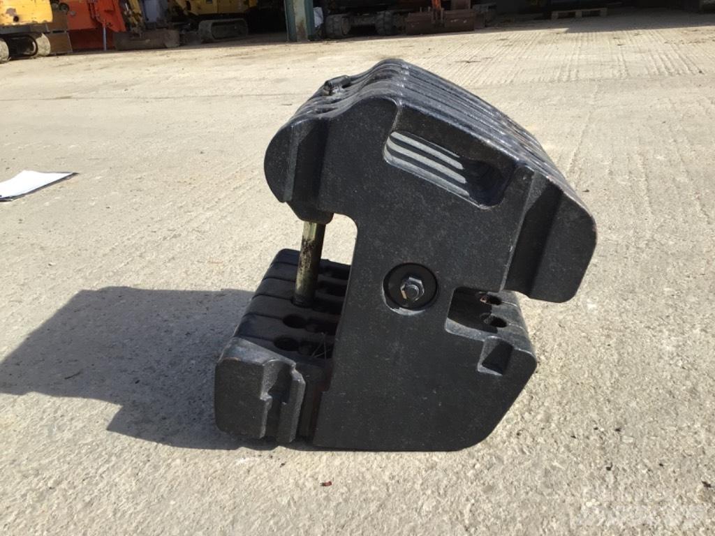New Holland Weights Prednji tegovi