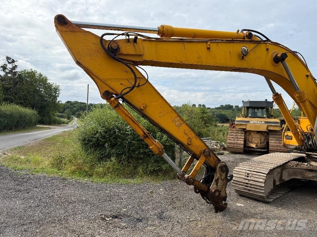 JCB JS 240 LC Bageri guseničari