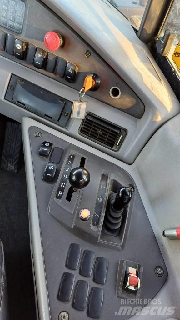 Volvo A 25 F Zglobni damperi