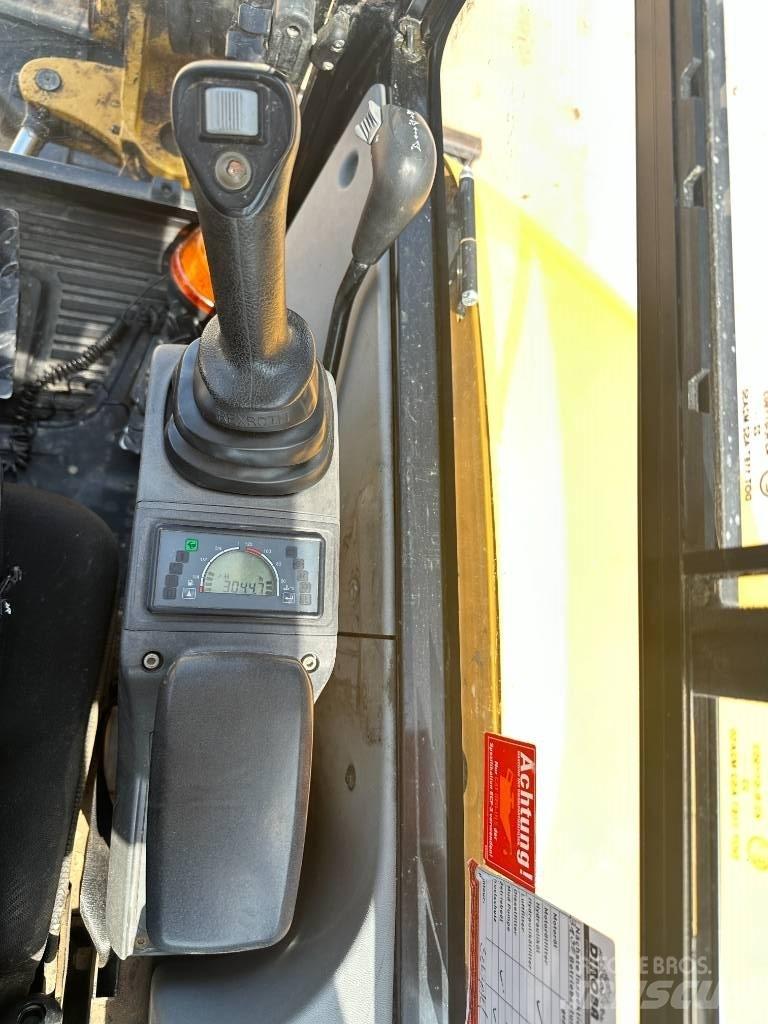 CAT 302.7 D CR Mini bageri < 7t