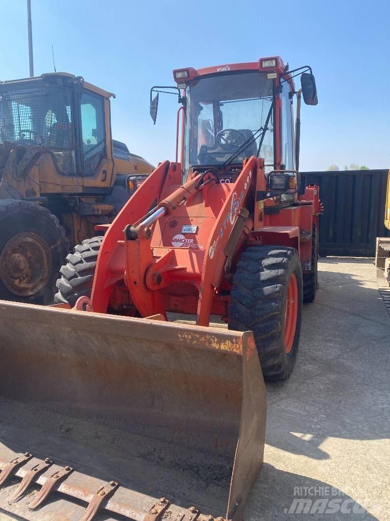 Fai KOMATSU 595s Rovokopači