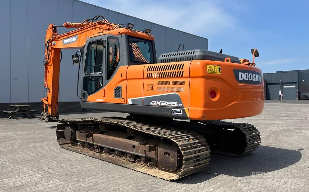 Doosan DX 225 LC-3 Bageri guseničari