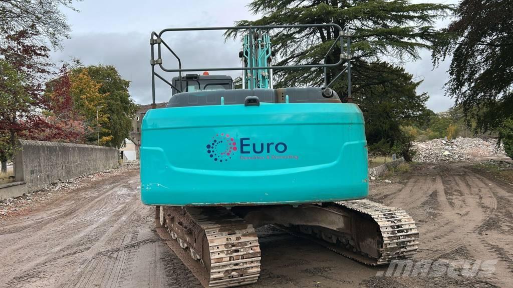 Kobelco SK210LC-10 Bageri guseničari