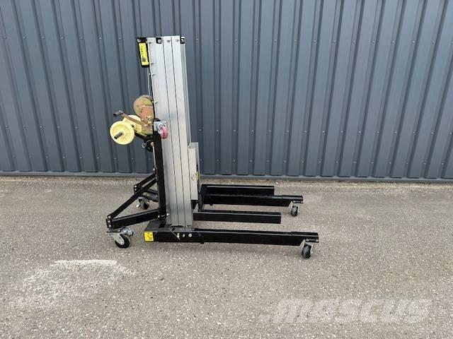 Rees Lift SML3,3 Ostali kranovi i platforme