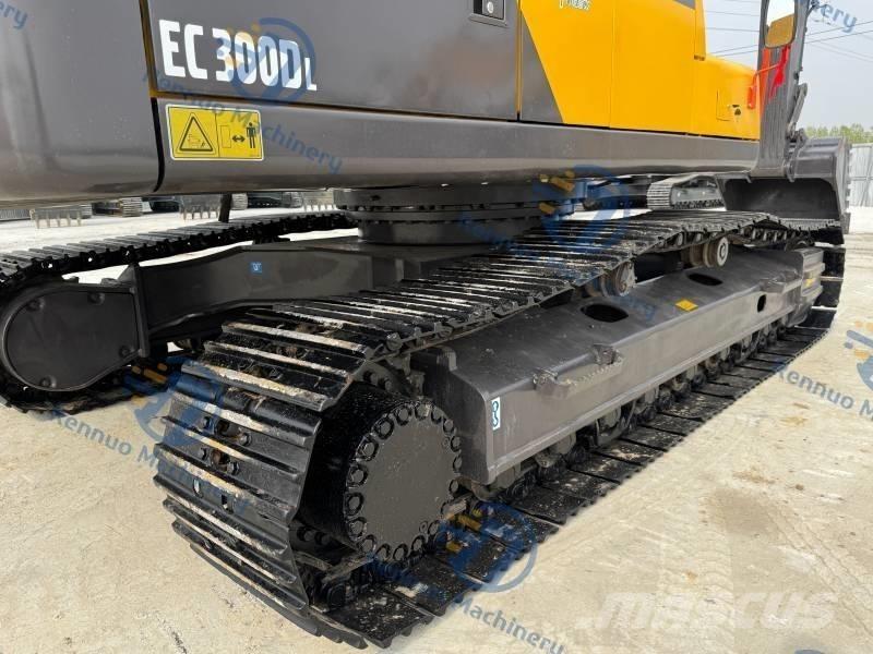 Volvo EC 300 D L Bageri guseničari